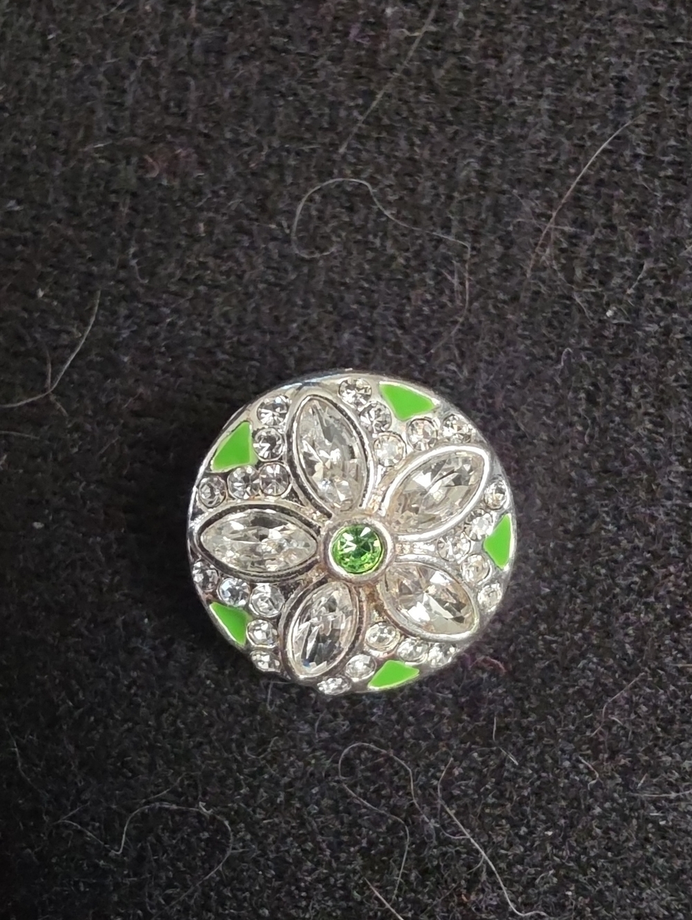 STYLE DOTS Silver Floral Crystal Snap with Lime Green Accents - Original 12mm